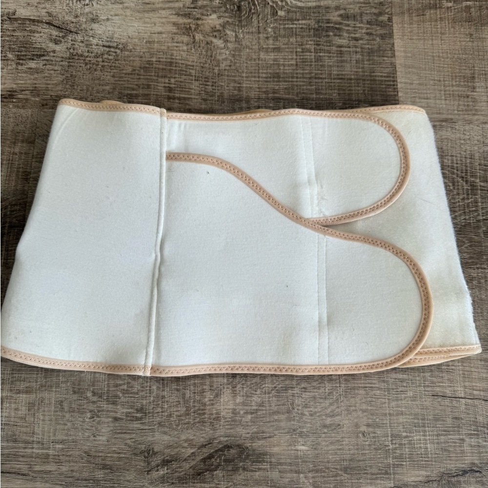 Belly Bandit Postpartum Belly Binder - Small